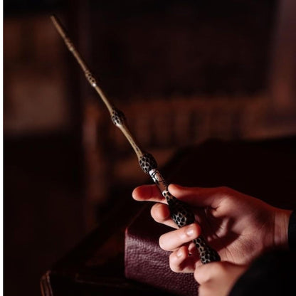 Fire-Shooting Magic Wand (40 cm) – Premium Rechargeable Wizard Wand | Collector-Grade Spell Effect